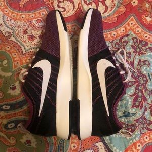 NIKE DUALTONE RACER